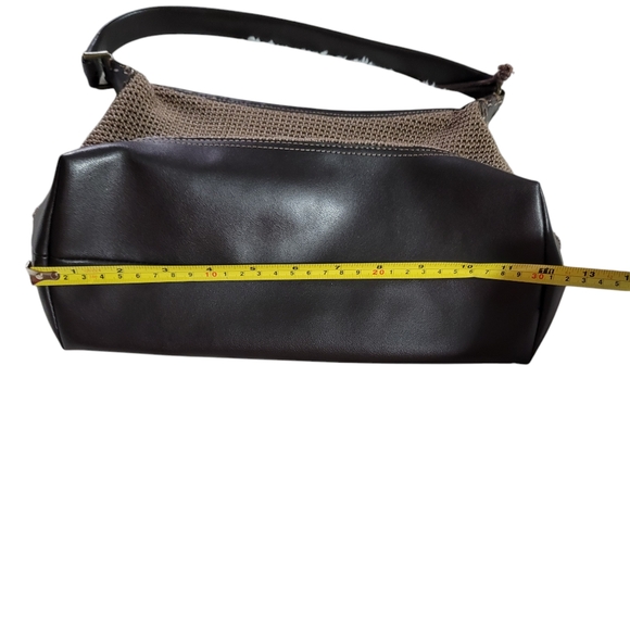 The Sak Baguette Womens Bag, Brown Crocheted Stitched Strap Hard Bottom - Picture 10 of 13